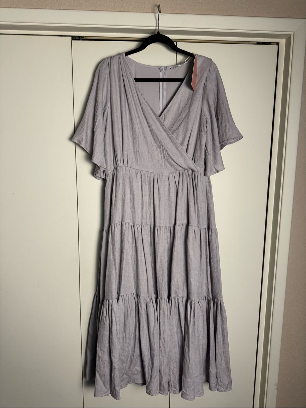 NWT Ivy City Co. Haley - Tiered Wrap Midi Dress